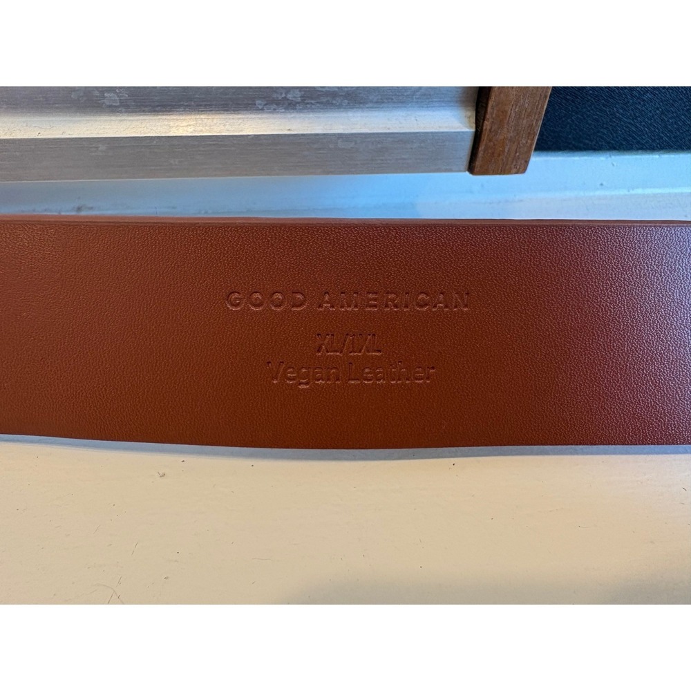 Good American Brown Leather Belt with Gold Buckle - Picture 4 of 8